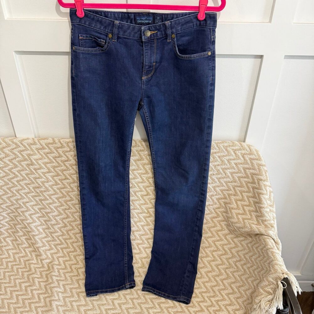 Patagonia Women’s Dark Wash Straight Fit Jeans Size 28/6